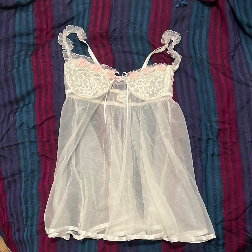 Vintage Frederick’s of Hollywood White Lace Babydoll